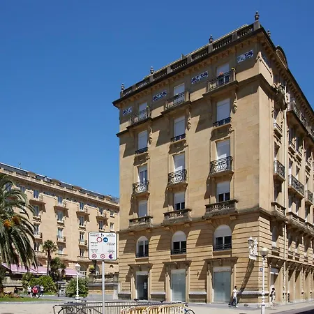 La Belle By Feelfree Apartment